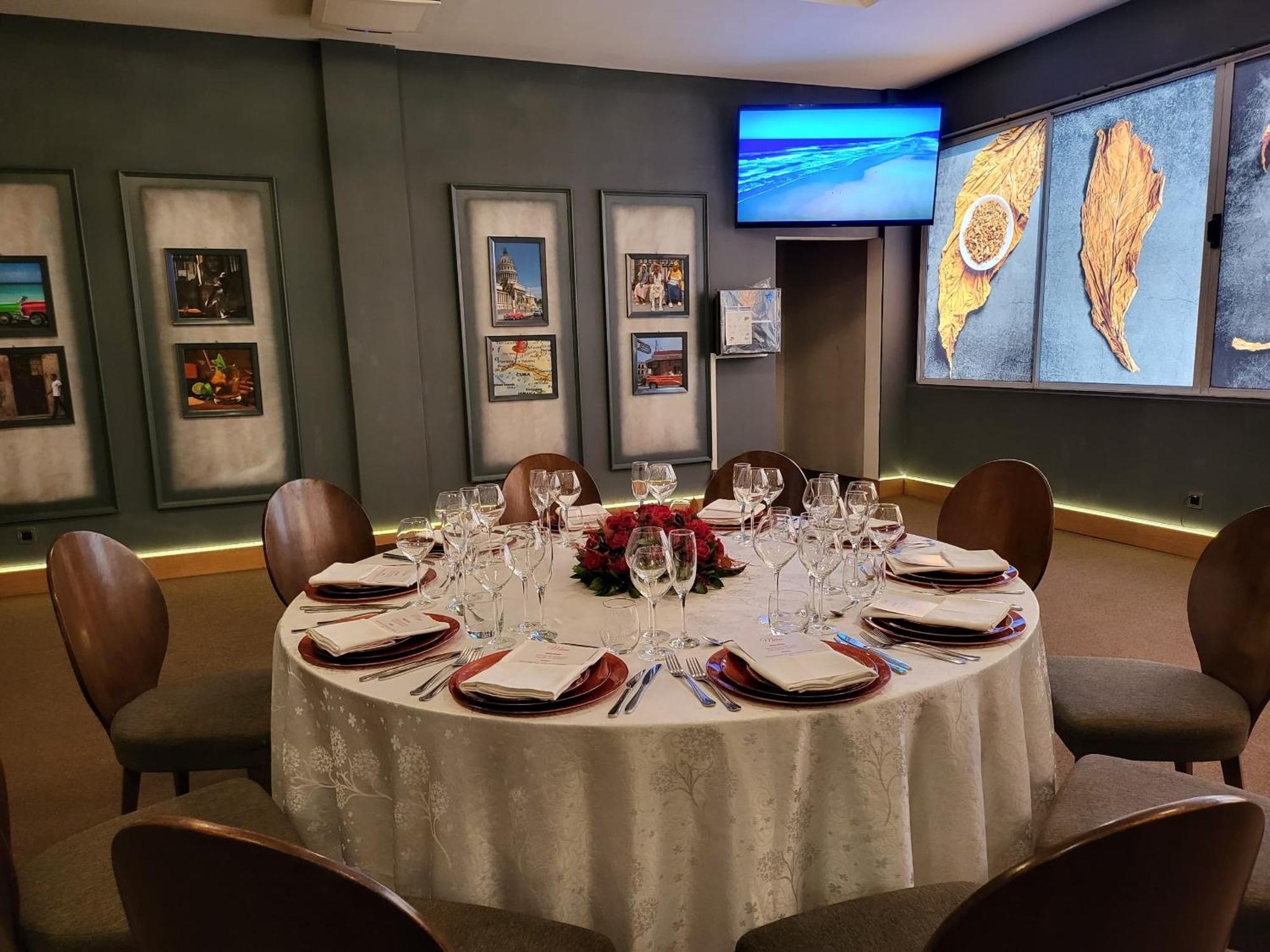 Hotel Royal Kinshasa Buitenkant foto