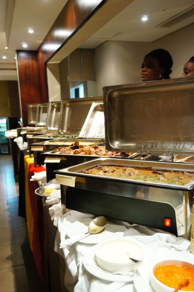 Hotel Royal Kinshasa Buitenkant foto